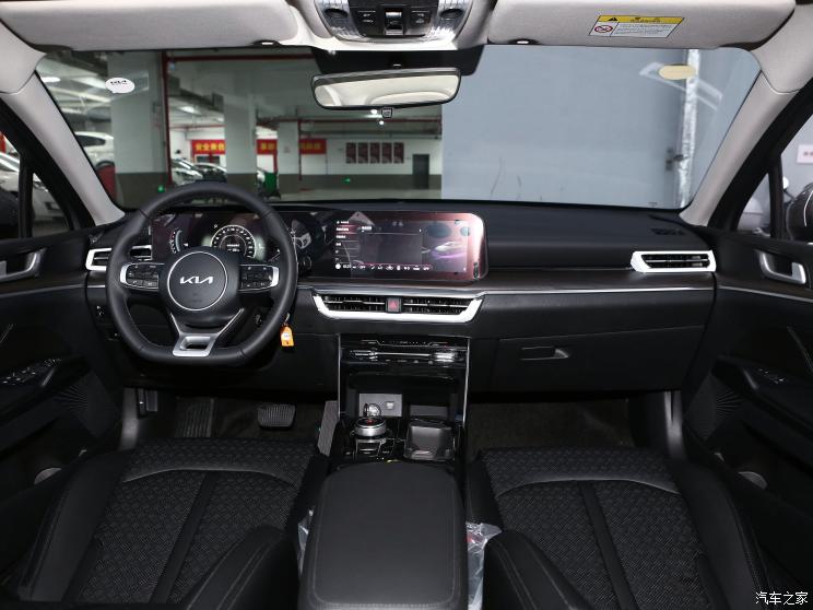 悦达起亚 起亚K5 2021款 270T CVVD 时尚版 悦达起亚 起亚K5 2021款 270T CVVD 时尚版