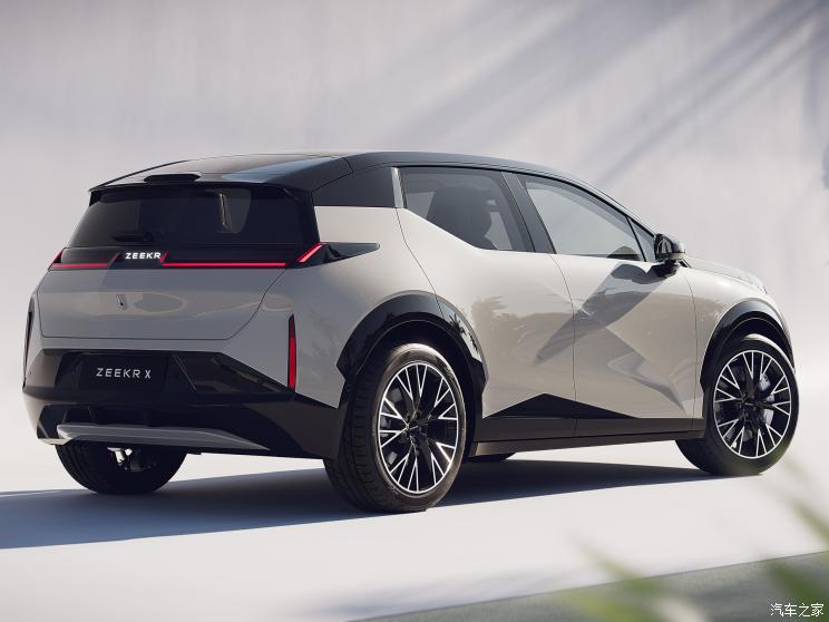 极氪 极氪X 2023款 四驱版 4座 极氪 极氪X 2023款 四驱版 4座