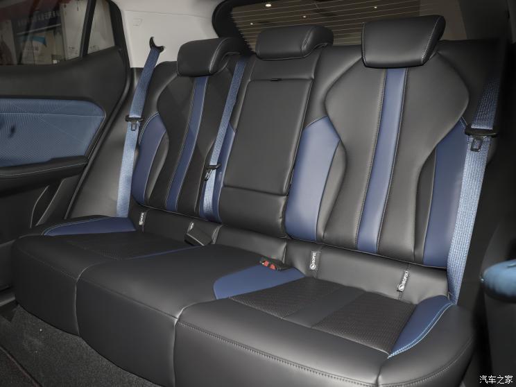 广汽乘用车 传祺GS3 2023款 影速 270T R-STYLE版 广汽乘用车 传祺GS3 2023款 影速 270T R-STYLE版