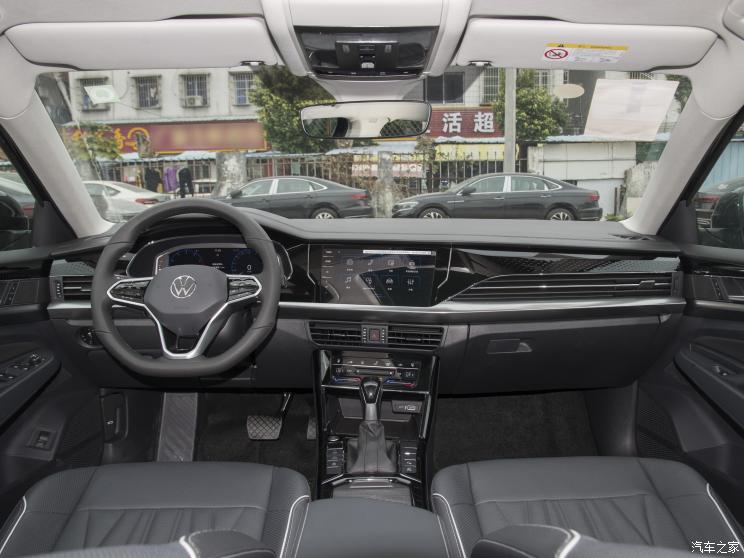 上汽大众 帕萨特 2023款 380TSI 豪华版