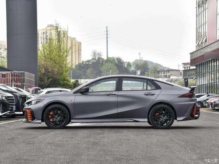 广汽乘用车 影豹 2023款 400T 自动R MAX