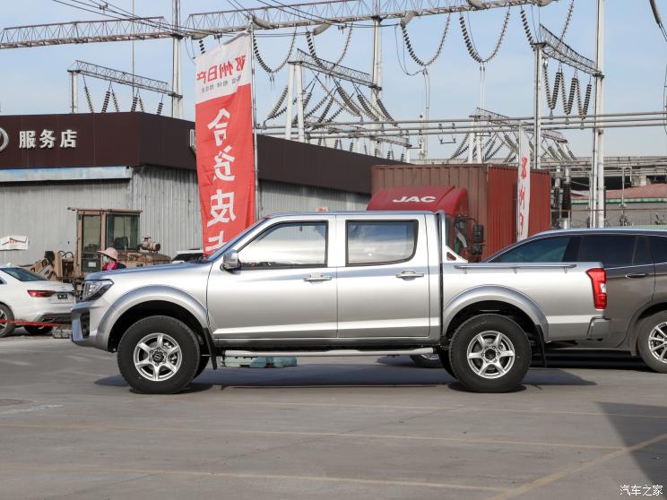 郑州日产 锐骐 2021款 2.4L汽油四驱舒享版基型车2TZD 郑州日产 锐骐 2021款 2.4L汽油四驱舒享版基型车2TZD