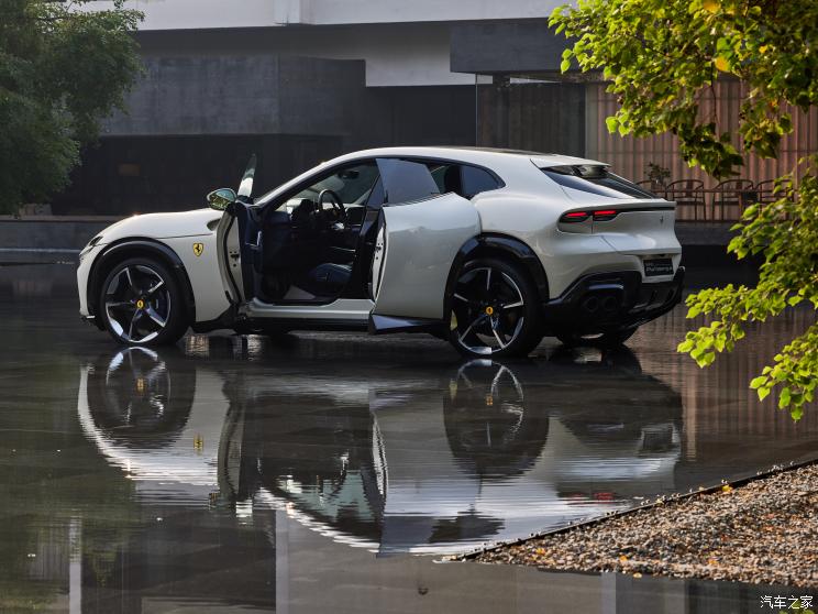 法拉利 Purosangue 2023款 6.5L V12 法拉利 Purosangue 2023款 6.5L V12