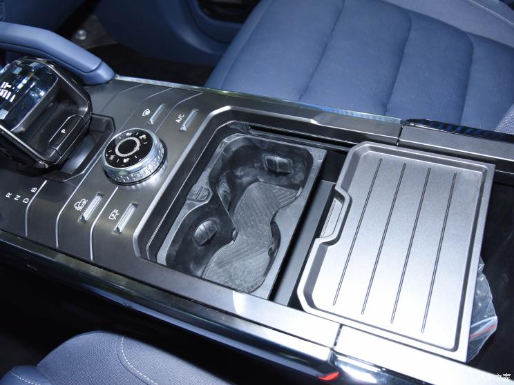 奇瑞汽车 捷途旅行者 2023款 基本型 奇瑞汽车 捷途旅行者 2023款 基本型