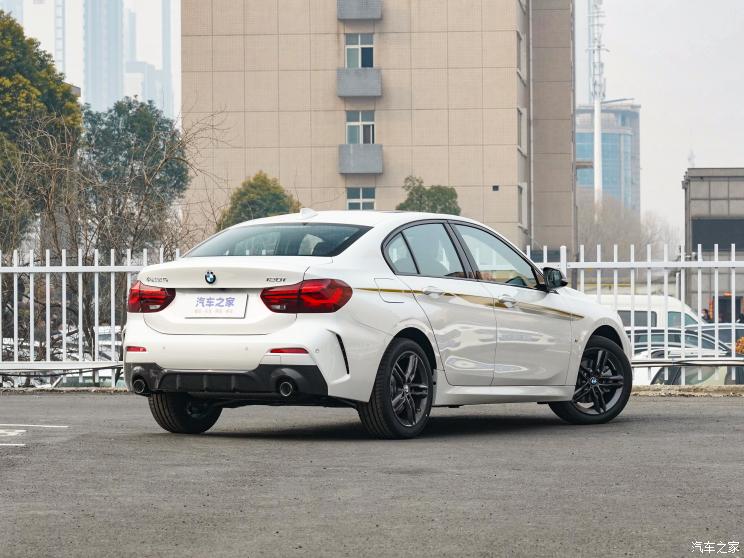 华晨宝马 宝马1系 2023款 120i M运动曜熠版