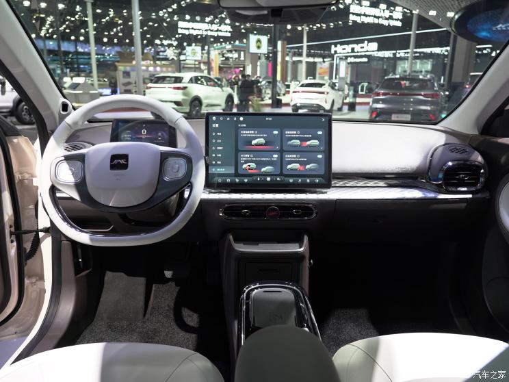 江淮汽车 钇为3 2023款 基本型 江淮汽车 钇为3 2023款 基本型