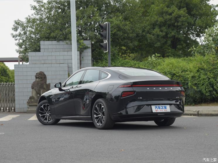 小鹏汽车 小鹏P7 2022款 480E 小鹏汽车 小鹏P7 2022款 480E