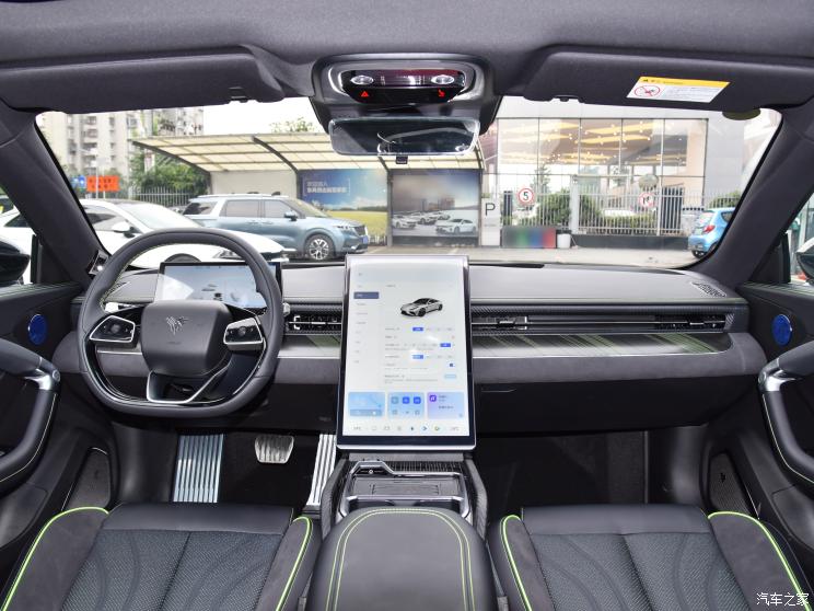 合众汽车 哪吒GT 2023款 560 合众汽车 哪吒GT 2023款 560