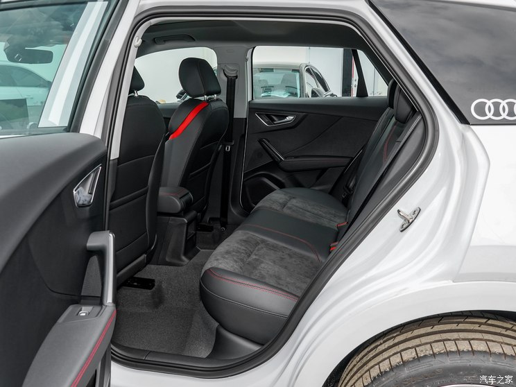 一汽奥迪 奥迪Q2L 2023款 35 TFSI 豪华动感型 一汽奥迪 奥迪Q2L 2023款 35 TFSI 豪华动感型