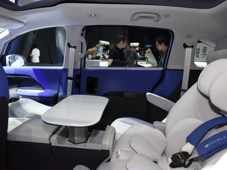 北汽新能源 极狐考拉 2023款 基本型 北汽新能源 极狐考拉 2023款 基本型