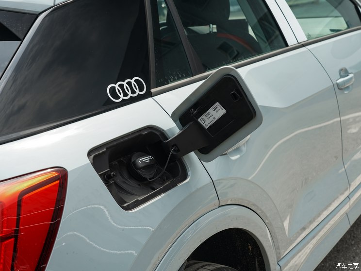 一汽奥迪 奥迪Q2L 2023款 35 TFSI 豪华动感型 一汽奥迪 奥迪Q2L 2023款 35 TFSI 豪华动感型