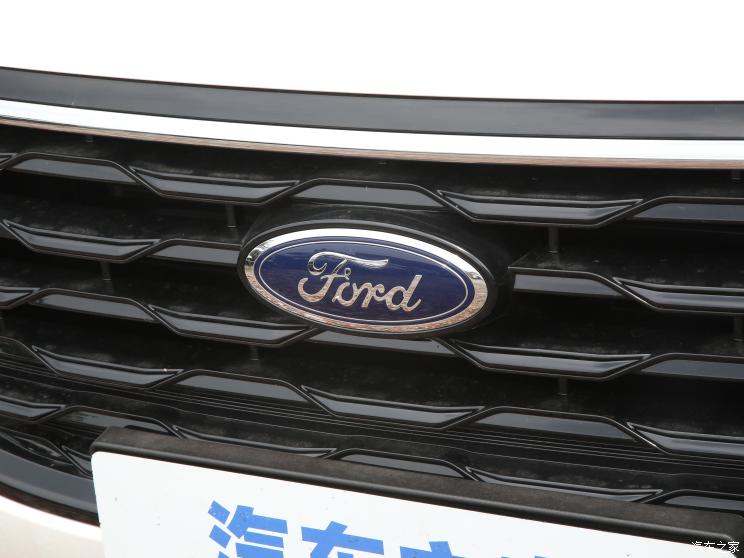 长安福特 锐际 2024款 EcoBoost 245 两驱耀享款 长安福特 锐际 2024款 EcoBoost 245 两驱耀享款