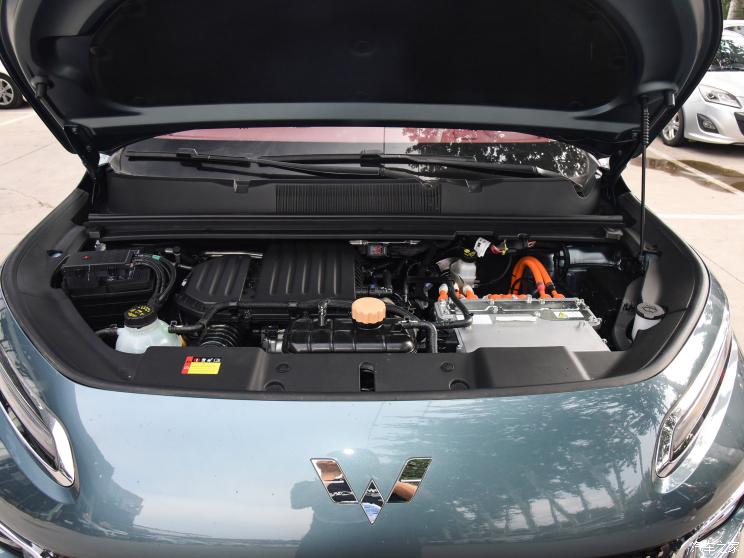 上汽通用五菱 五菱星云 2023款 2.0L HEV 高配版 上汽通用五菱 五菱星云 2023款 2.0L HEV 高配版