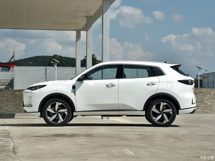 长安汽车 长安CS55PLUS 2023款 第三代 1.5T 基本型 长安汽车 长安CS55PLUS 2023款 第三代 1.5T 基本型