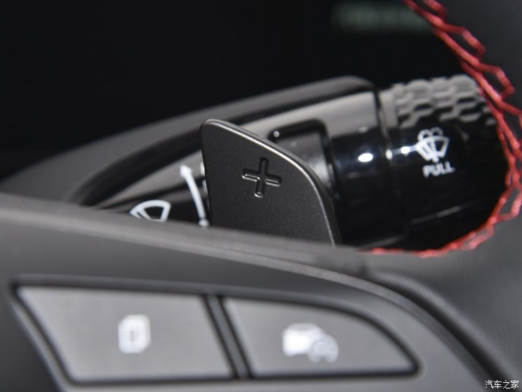 北京现代 伊兰特 2023款 240TGDi DCT N Line LUX尊贵版 北京现代 伊兰特 2023款 240TGDi DCT N Line LUX尊贵版