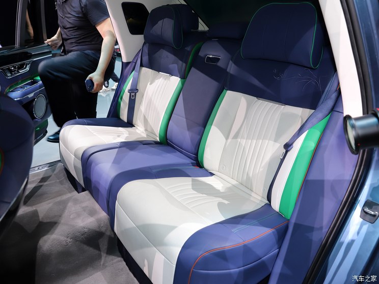 一汽红旗 红旗L5 2023款 4.0T V8 一汽红旗 红旗L5 2023款 4.0T V8