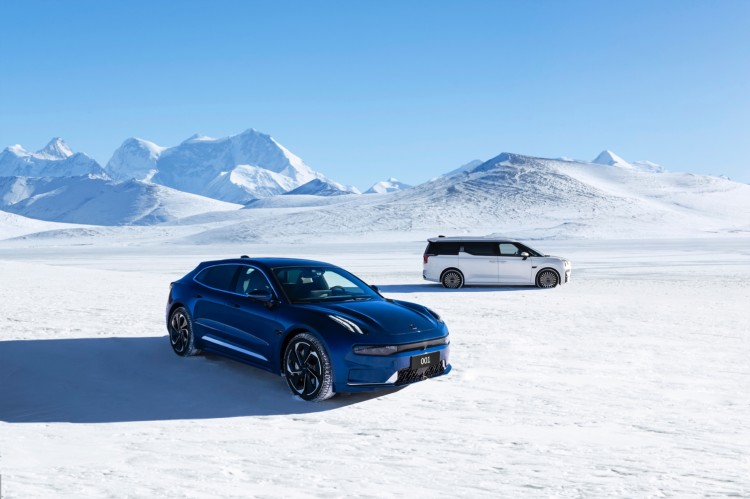 极氪第10万辆量产车下线第2张