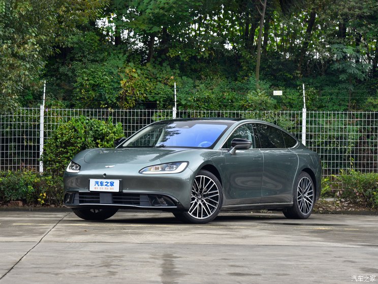 远航汽车 远航Y6 2023款 620km 四驱尊享版 远航汽车 远航Y6 2023款 620km 四驱尊享版