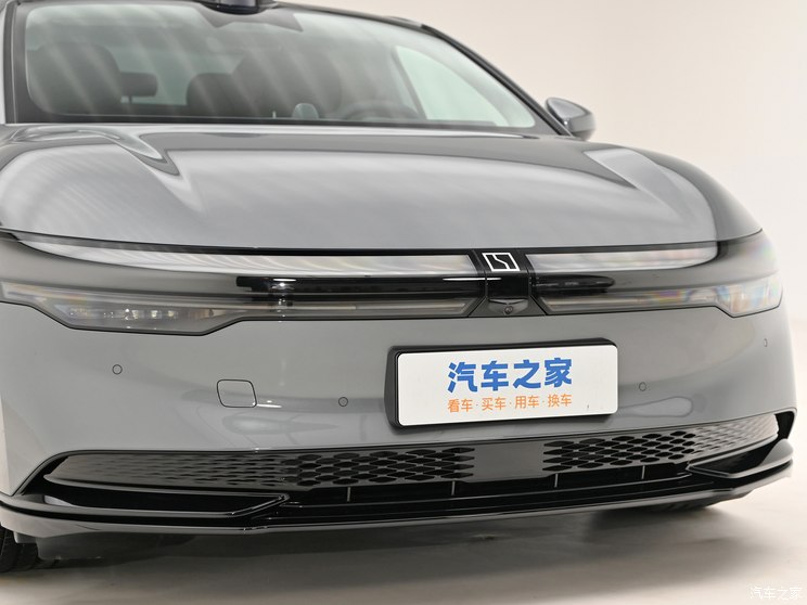 极氪 极氪007 2024款 基本型 极氪 极氪007 2024款 基本型