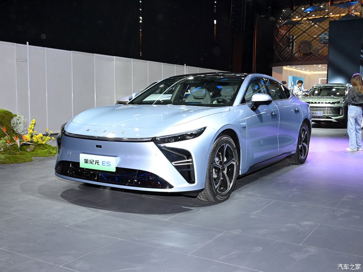 星途 星纪元 ES 2023款 Plus版 星途 星纪元 ES 2023款 Plus版