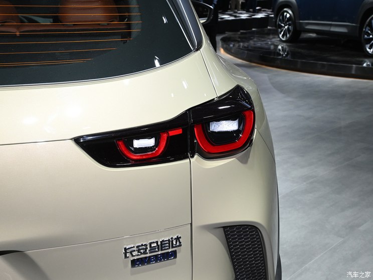 长安马自达 马自达CX-50行也 2023款 2.5L HEV 四驱尊行版 长安马自达 马自达CX-50行也 2023款 2.5L HEV 四驱尊行版