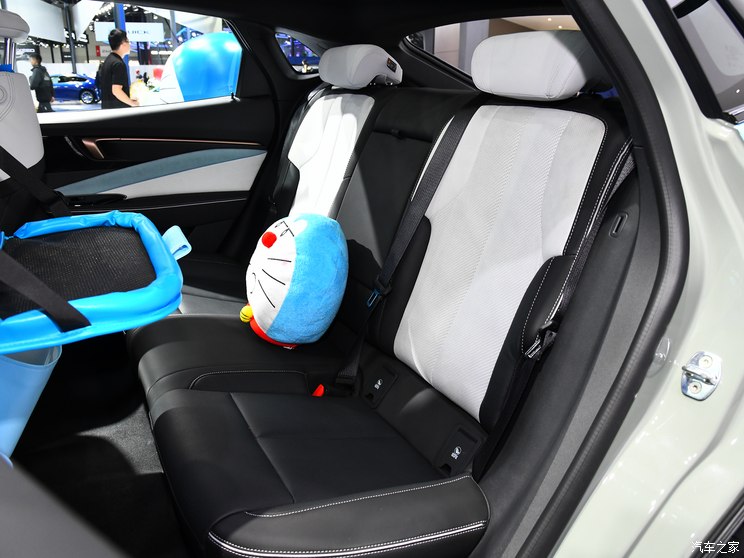 上汽通用别克 别克E4 2023款 GS版 上汽通用别克 别克E4 2023款 GS版