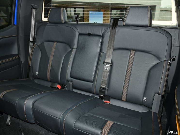 江铃福特 游骑侠Ranger 2023款 野地四驱自动版 柴油 江铃福特 游骑侠Ranger 2023款 野地四驱自动版 柴油