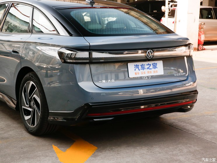 一汽-大众 大众ID.7 VIZZION 2024款 首发版 一汽-大众 大众ID.7 VIZZION 2024款 首发版