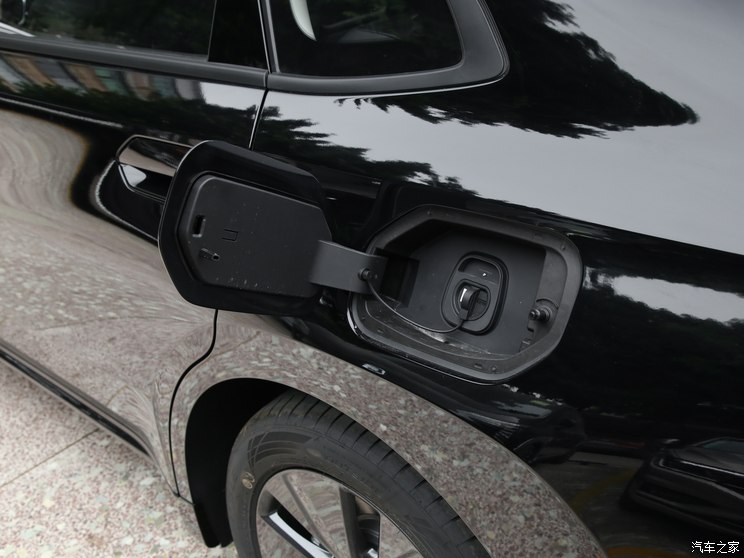 上汽通用五菱 五菱星光 2023款 70 标准版 上汽通用五菱 五菱星光 2023款 70 标准版