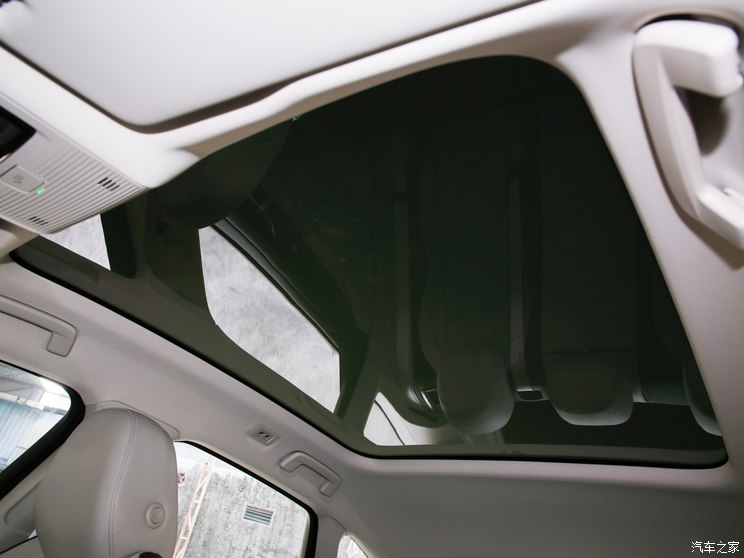 一汽-大众 大众ID.7 VIZZION 2024款 首发版 一汽-大众 大众ID.7 VIZZION 2024款 首发版