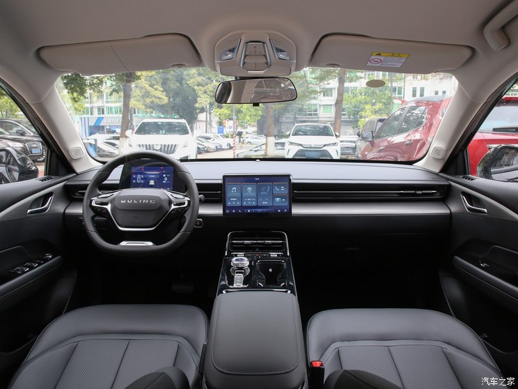 上汽通用五菱 五菱星光 2023款 70 标准版 上汽通用五菱 五菱星光 2023款 70 标准版