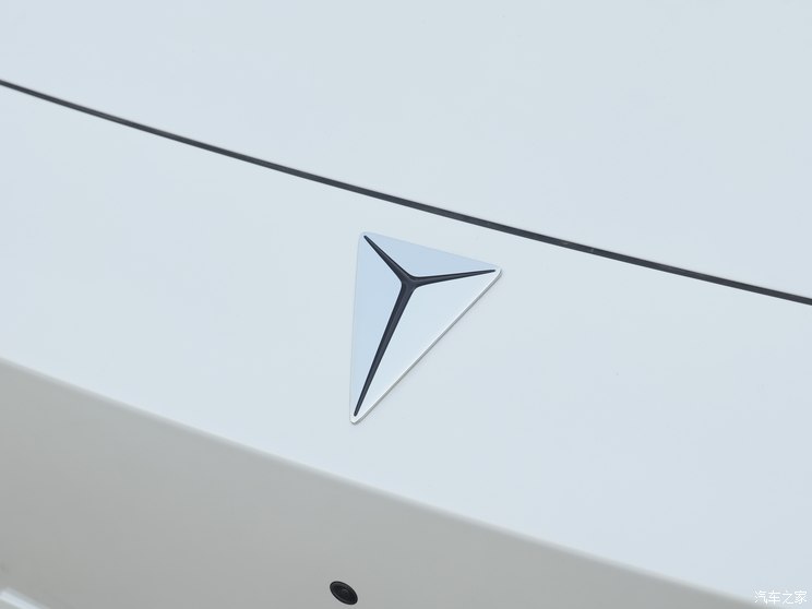 深蓝汽车 深蓝S7 2023款 520Pro纯电版 深蓝汽车 深蓝S7 2023款 520Pro纯电版