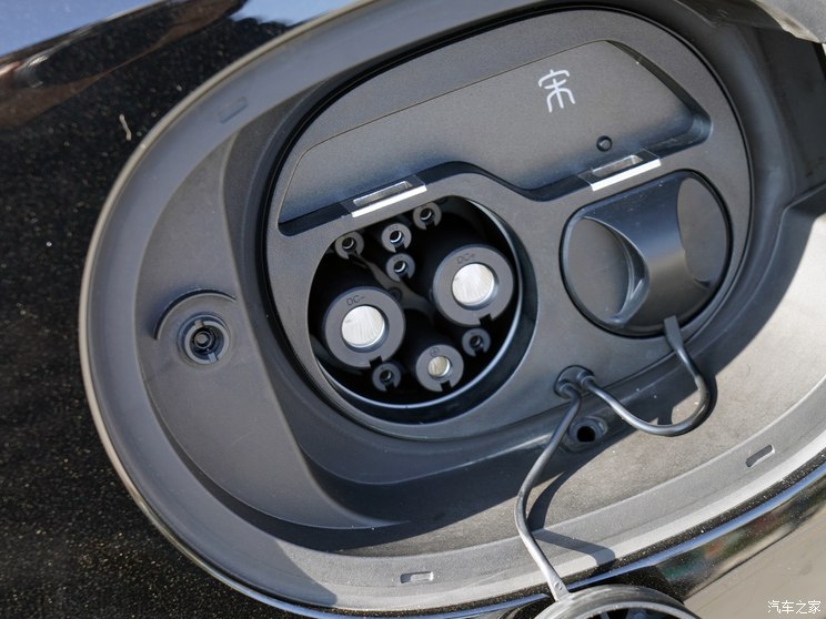 比亚迪 宋L 2023款 550km 卓越型 比亚迪 宋L 2023款 550km 卓越型