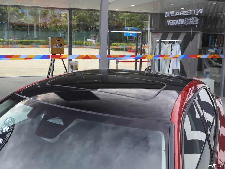 广汽本田 型格 2024款 240TURBO CVT�o限MUGEN版 广汽本田 型格 2024款 240TURBO CVT�o限MUGEN版