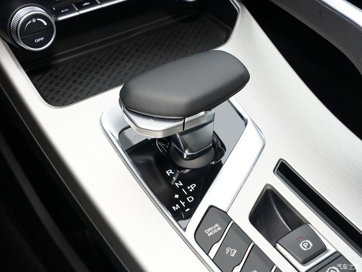 吉利汽车 缤越 2023款 1.5T DCT钻石版 吉利汽车 缤越 2023款 1.5T DCT钻石版