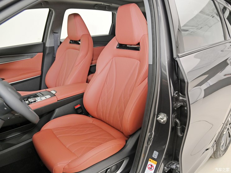 长安汽车 长安CS75 PLUS 2024款 第三代 冠军版 基本型 长安汽车 长安CS75 PLUS 2024款 第三代 冠军版 基本型