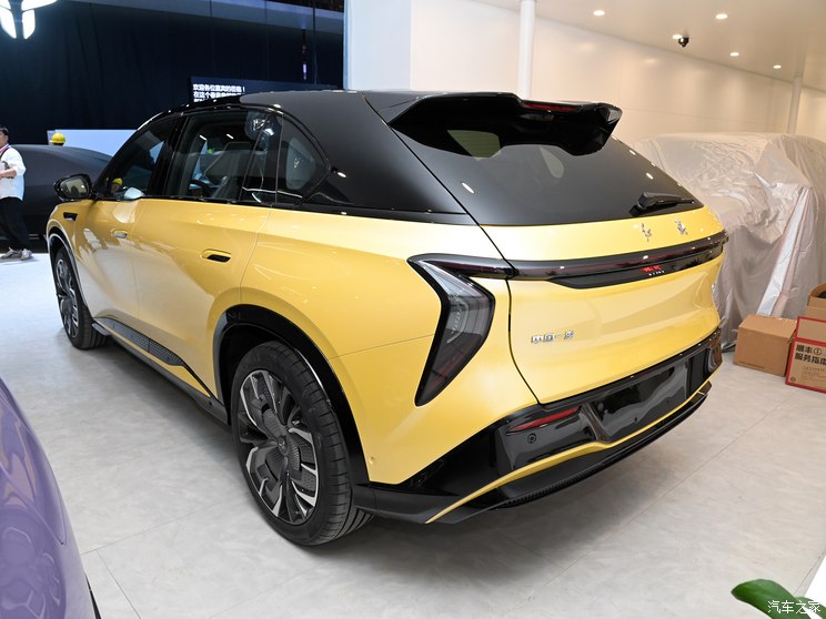 一汽红旗 红旗EHS7 2024款 双电机 一汽红旗 红旗EHS7 2024款 双电机