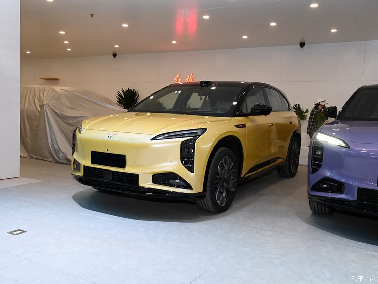 一汽红旗 红旗EHS7 2024款 双电机 一汽红旗 红旗EHS7 2024款 双电机